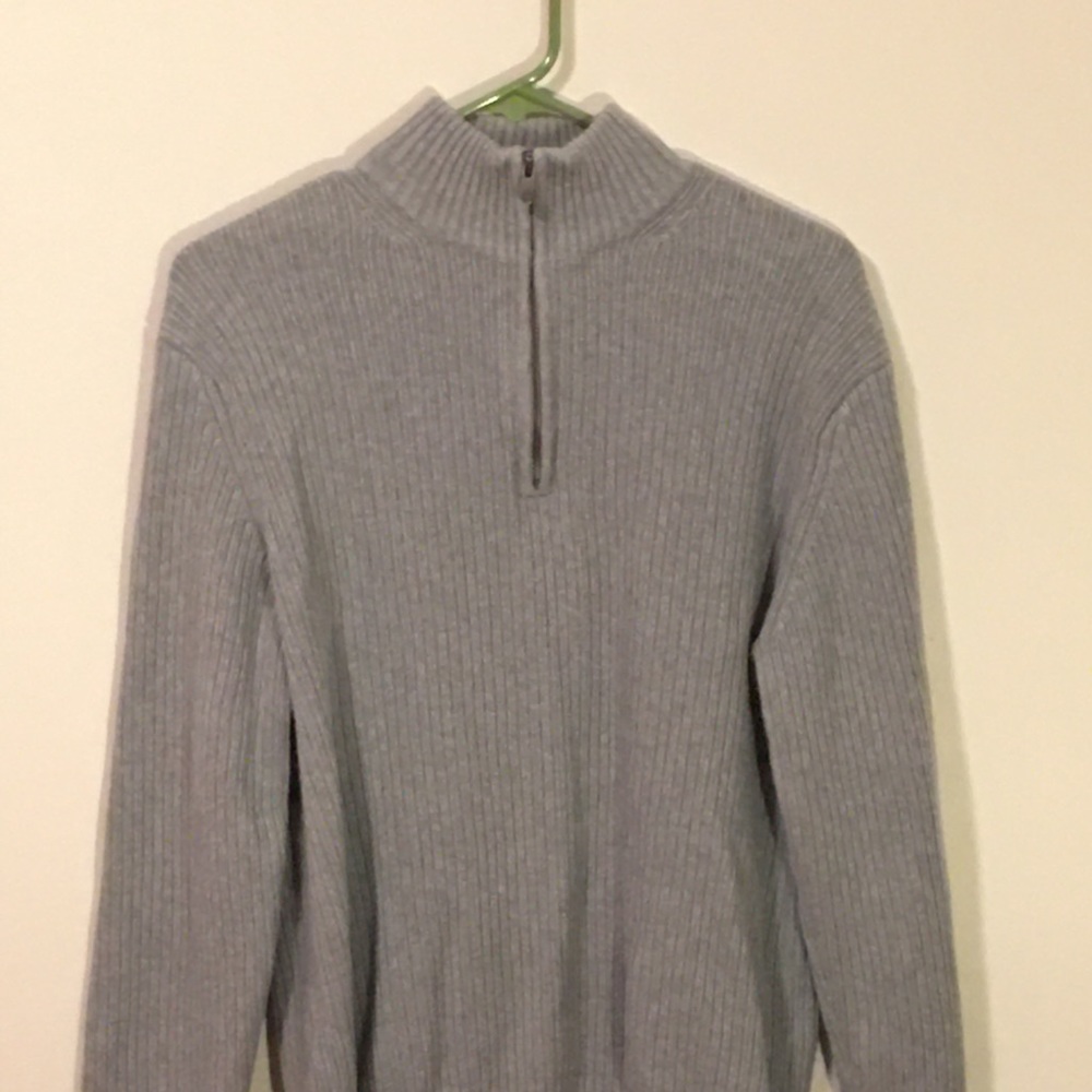JUST IN! Men’s Calvin Klein Sweater Heavy & cozy😍
